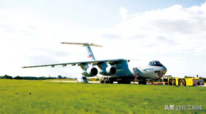 俄罗斯寄予厚望的新一代预警机A-100，性能怎么样？